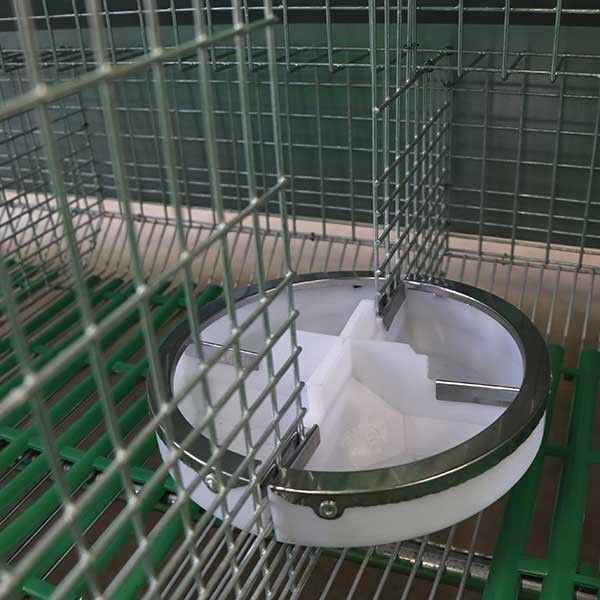 Q235鋼線/プラスチック ウサギのおり、贅沢なウサギ小屋を作動させる電池